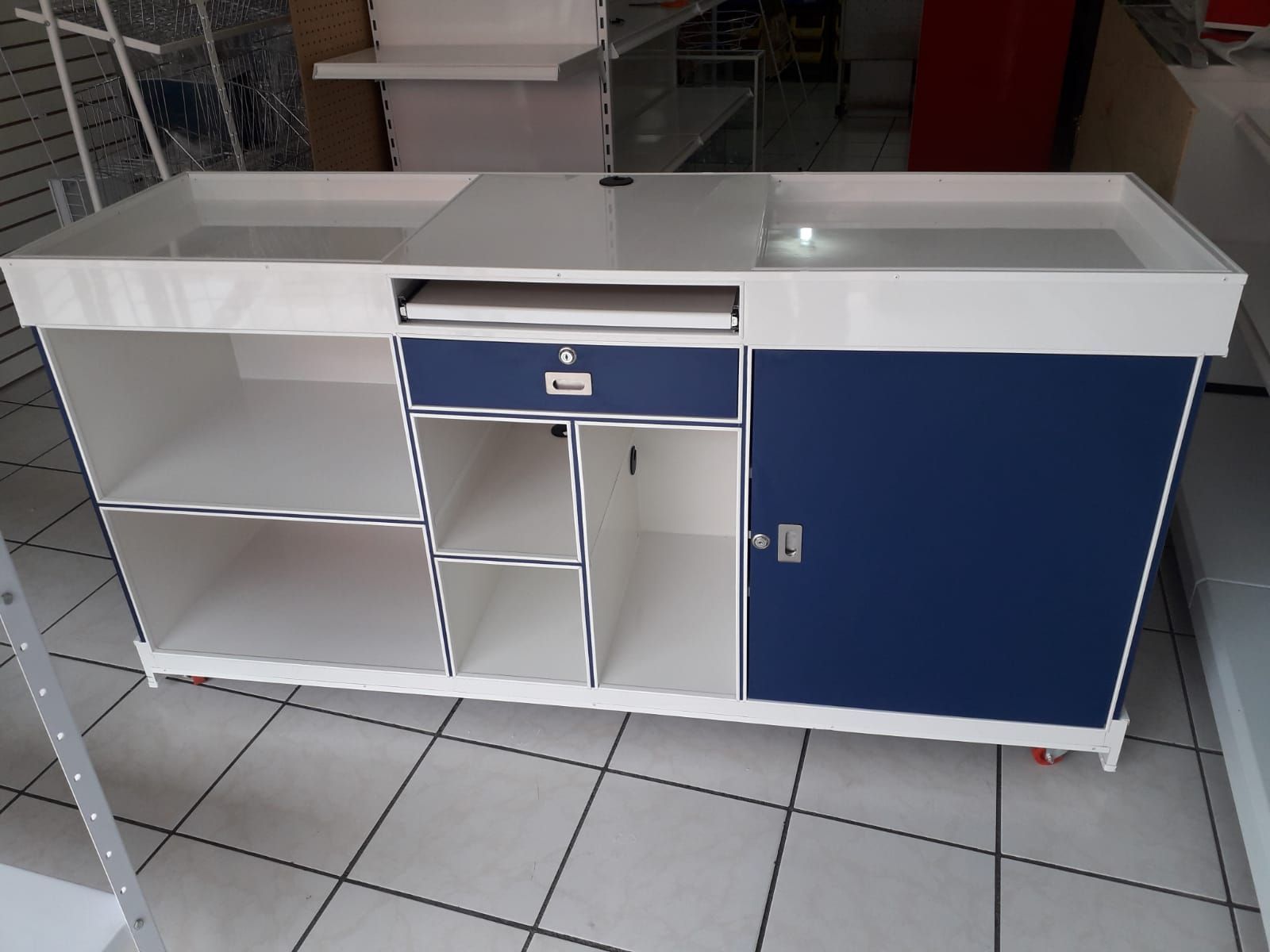 EXHIBI MUEBLES