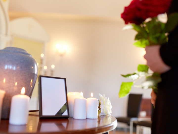 Cremation With a Service vs. Without One