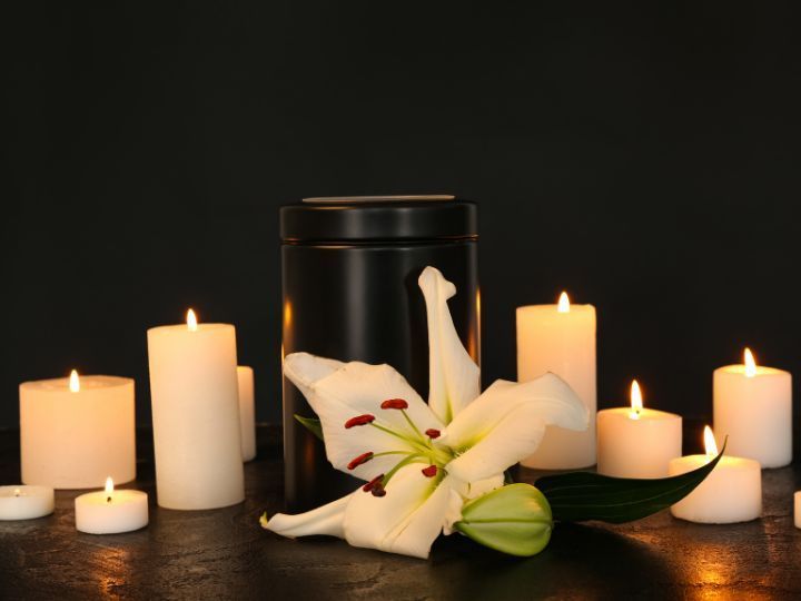 How to Choose the Right Memorial Urn