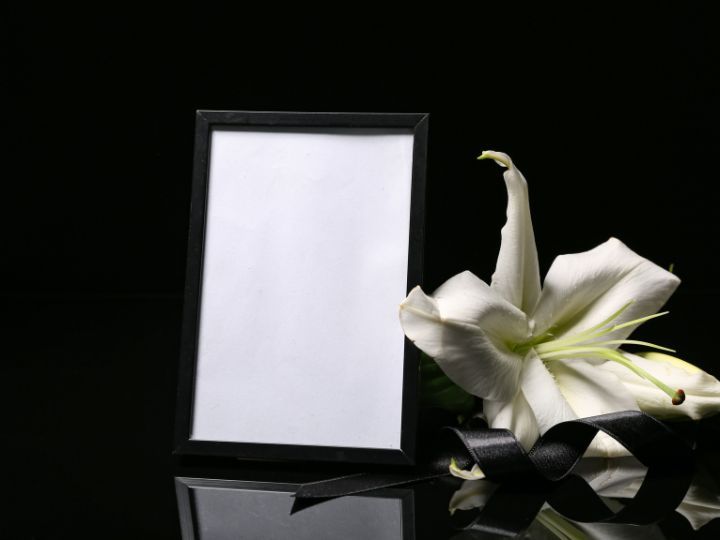 Personalizing Memorial Services With Visual Tributes