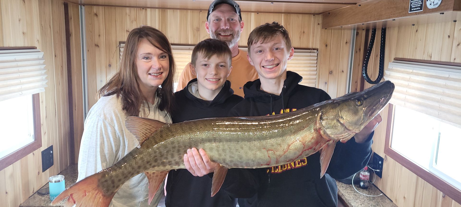 ice fishing guide Lake Minnetonka