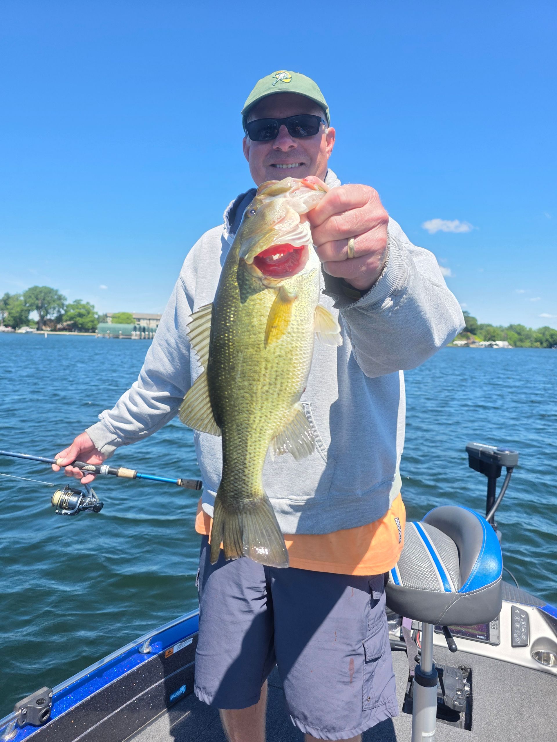 bass fishing guide Twin Cities MN Minneapolis