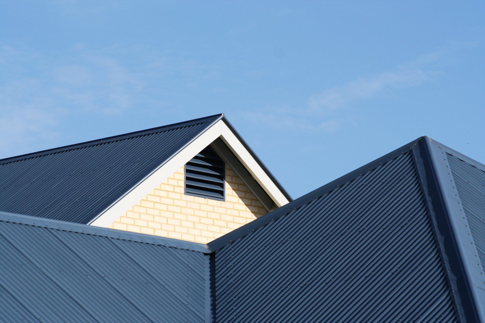 Man repairing roof | Townsville, QLD | Roofshield Townsville