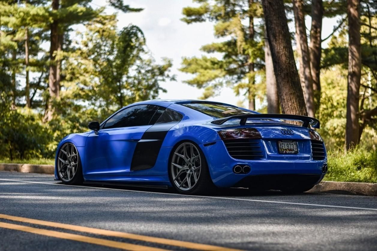  Audi R8 5.2