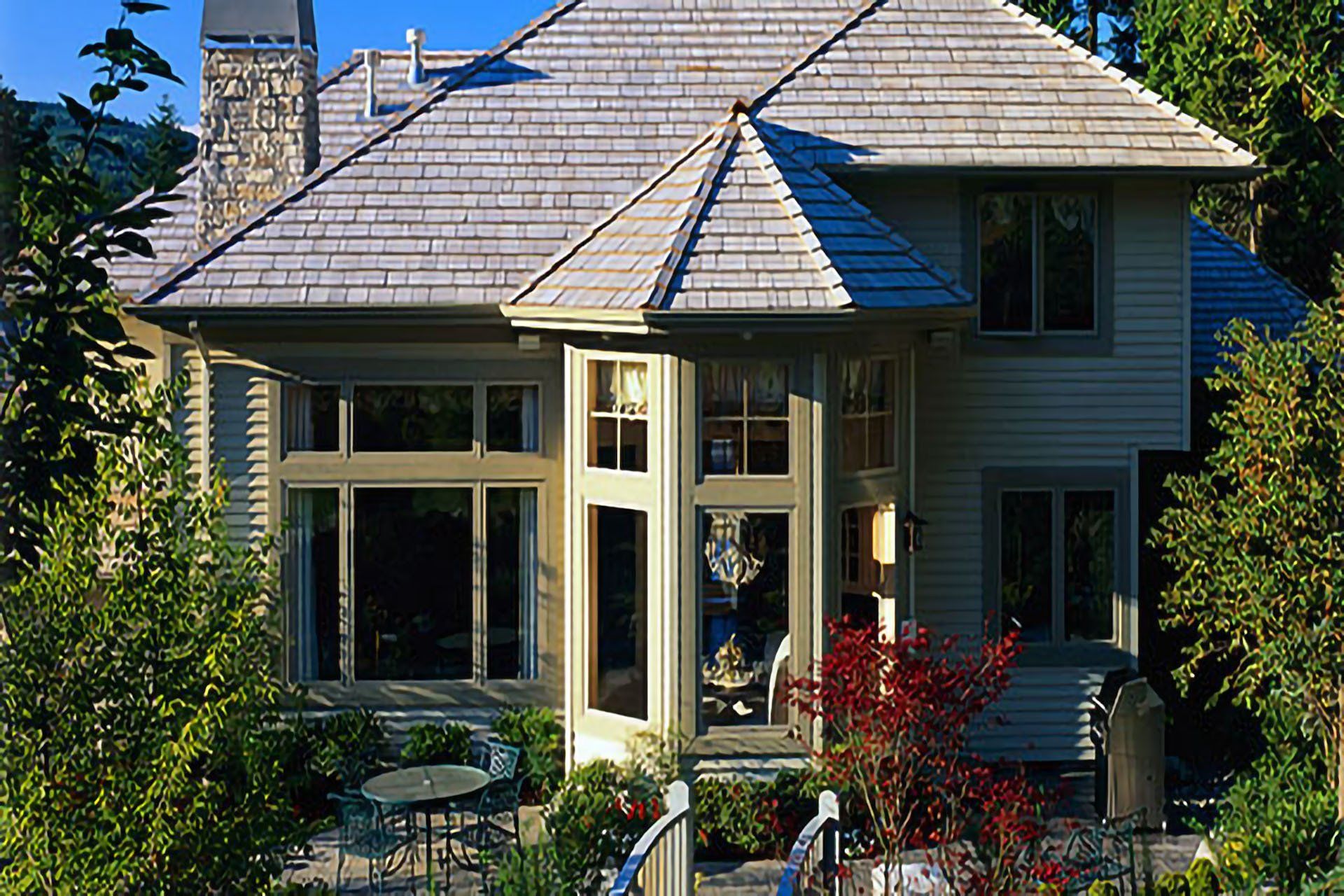 Modern House - Appleton, WI - Brennan Fraser Roofing & Siding LLC
