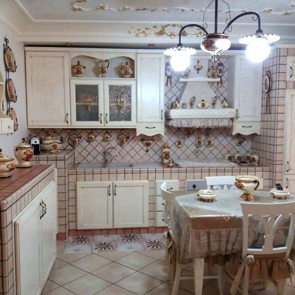Cucina su misura stile classico