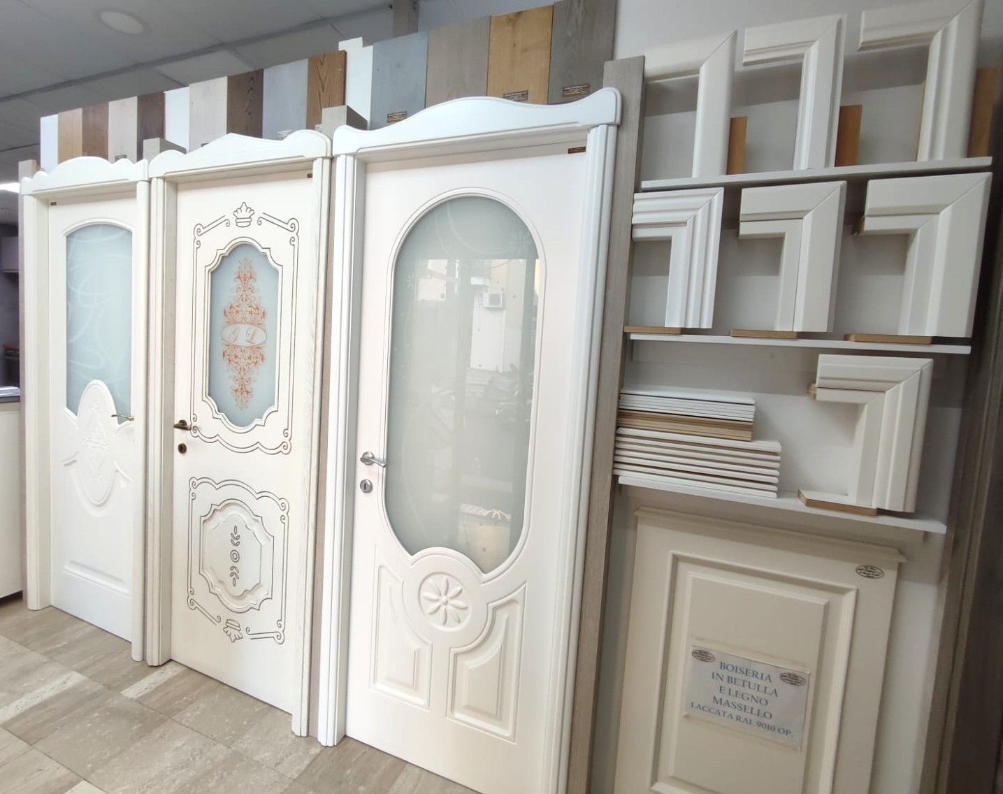 La Casa dell'Artigiano, showroom, cucine e porte in pronta consegna