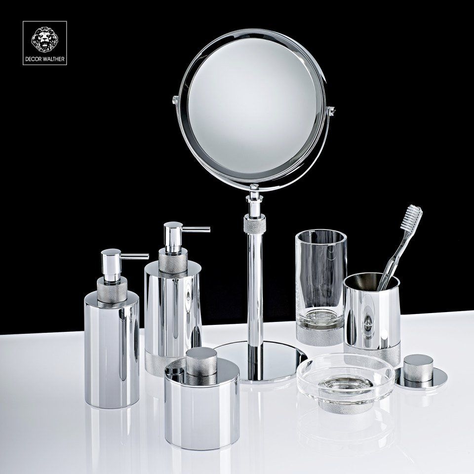 Accessori bagno e specchio