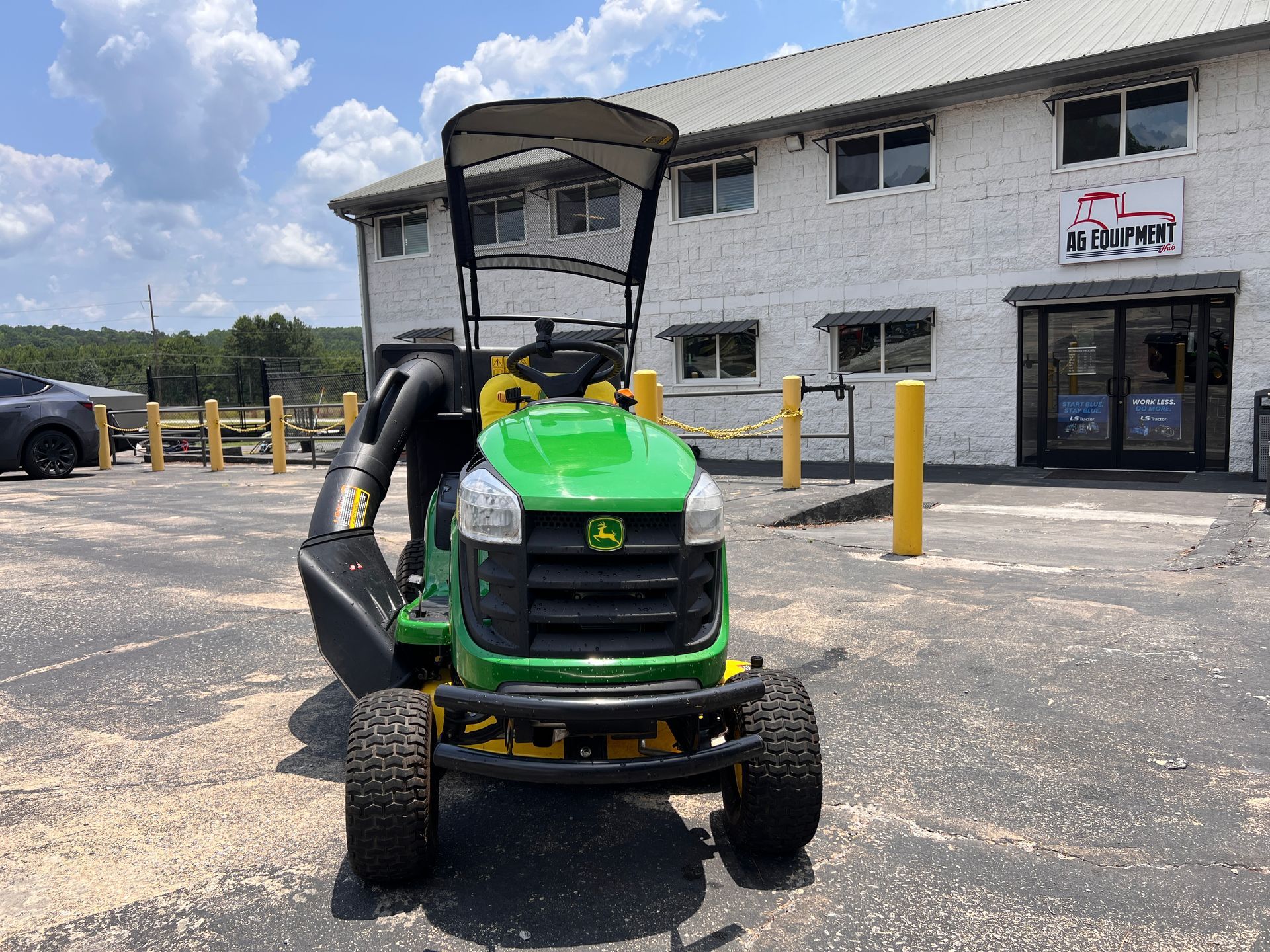 John Deere E110