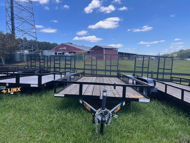 7K 18' Equipment Tandem Axle Utility Trailer (S/N : 7VJL14521R1002441)