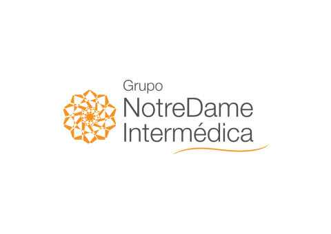 O logotipo do grupo notre dame intermedica tem uma flor.