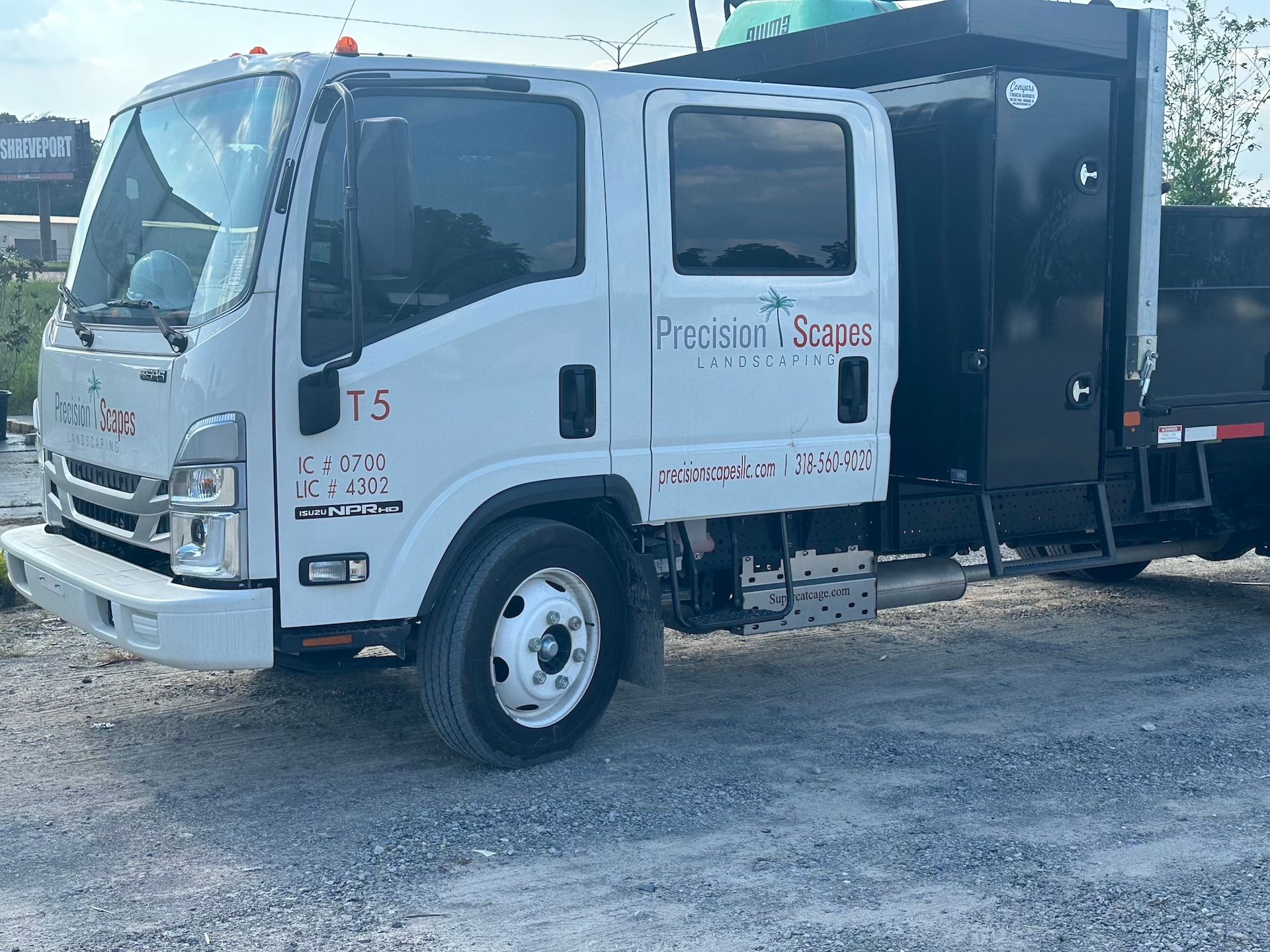 Precision Scapes Truck