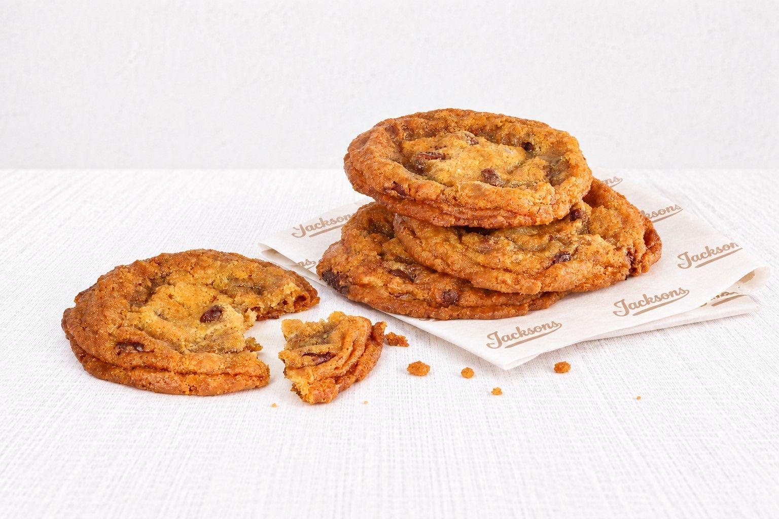 CHOCOLATE CHIP COOKIE