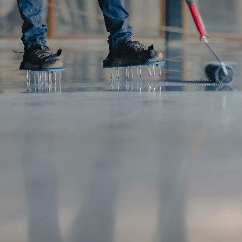 Polyaspartic floor flake finish installed in Topeka