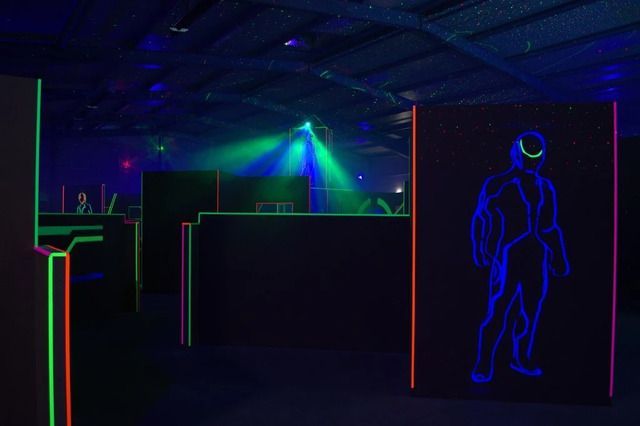 scores laser tag plays