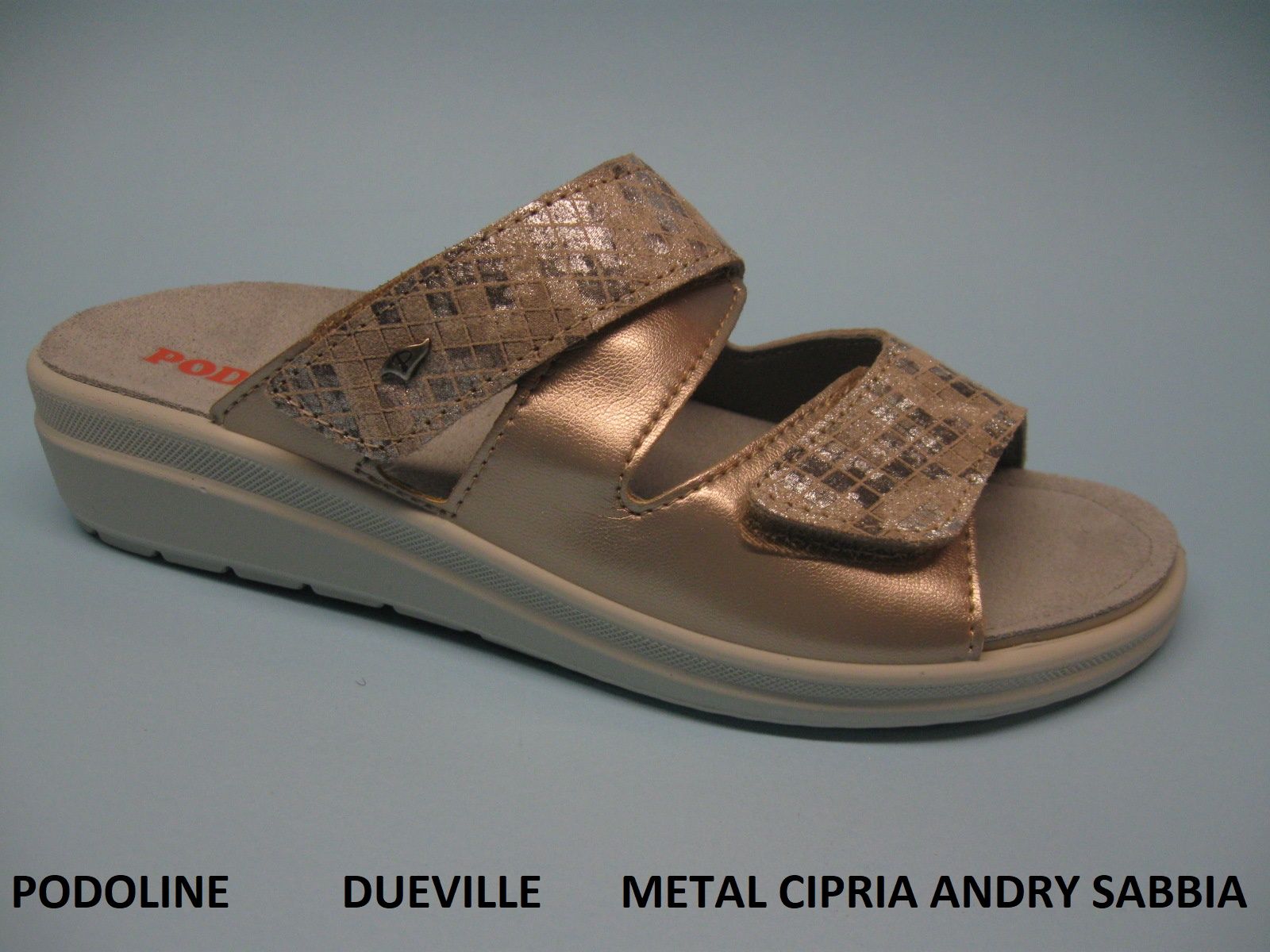 Truffle Collection - Pantofole nere soffici con punta aperta | ASOS