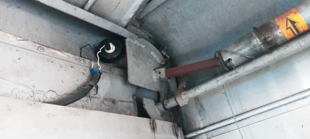 MUELLES Y PARTES AUTOMOTRICES CARRETO – Cambio de tubo sagra MUELLES Y PARTES AUTOMOTRICES CARRETO – Cambio de tubo sagra