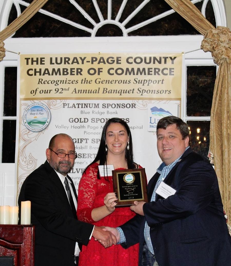 image of CEO Steve Synnott accepting Chamber award