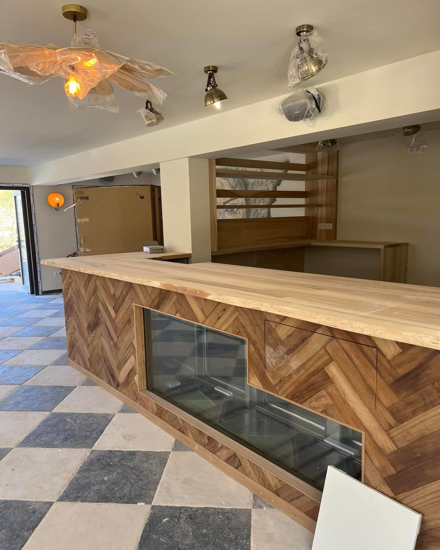 De bar bij Grand Cafe Flo in Javea te Costa Blanca Spanje