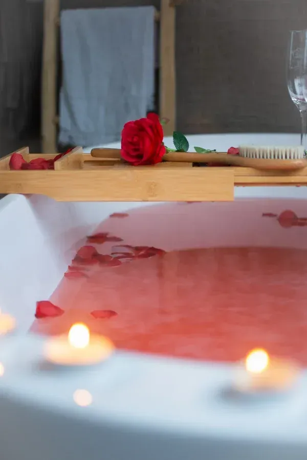 Sensus Lotus ~ Romantic Red