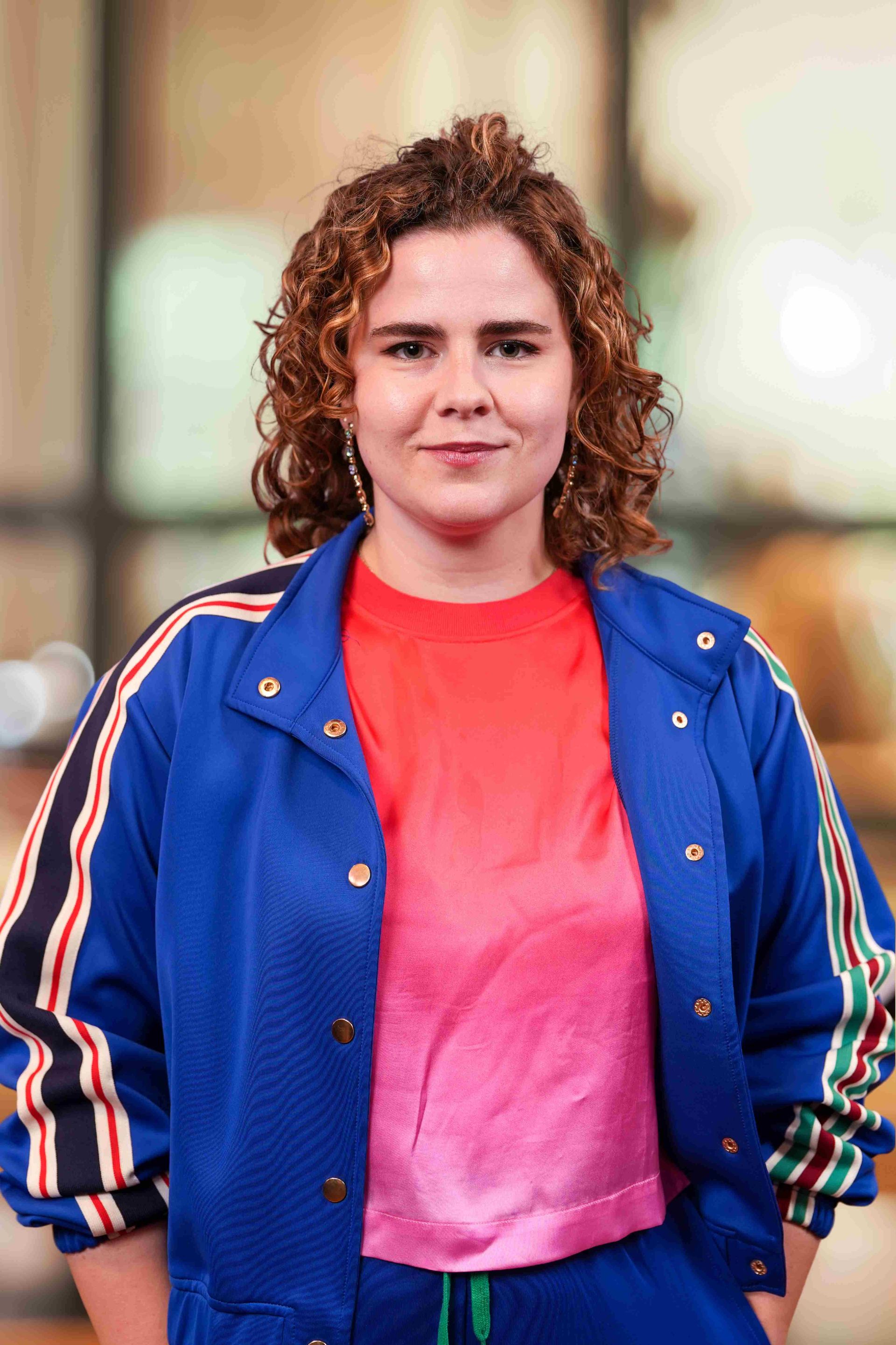 Yvonne van Hattem speelt Lena in de Nederlied musical 't Retro Schaep met de 5 Pooten in Theater Het Zonnehuis in Amsterdam-Noord