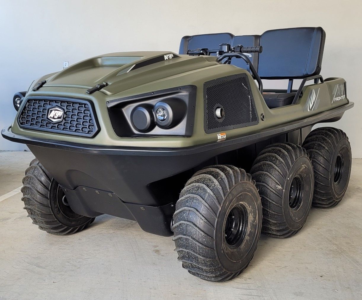 ARGO 6WD FRONTIER 700 ** Does not include delivery or other fees. **