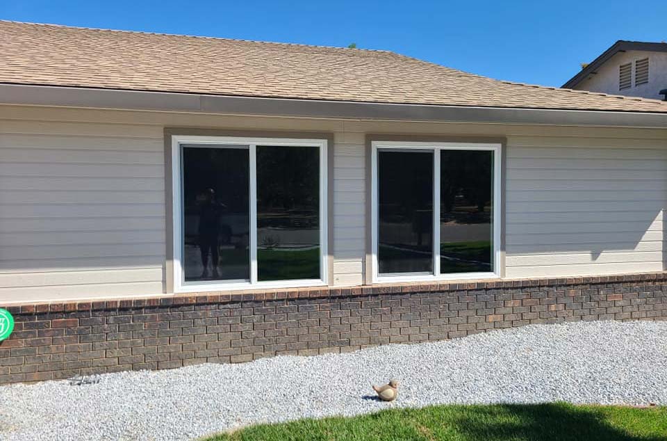 Manteca Vinyl Windows Roadrunner Glass