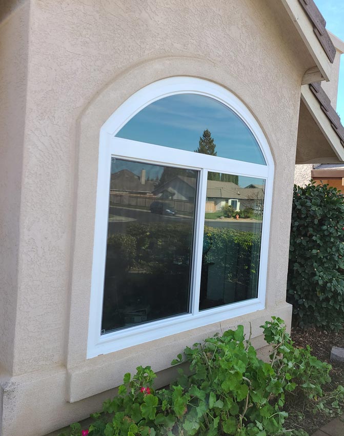 Manteca Glass and Window Company Roadrunner Glass