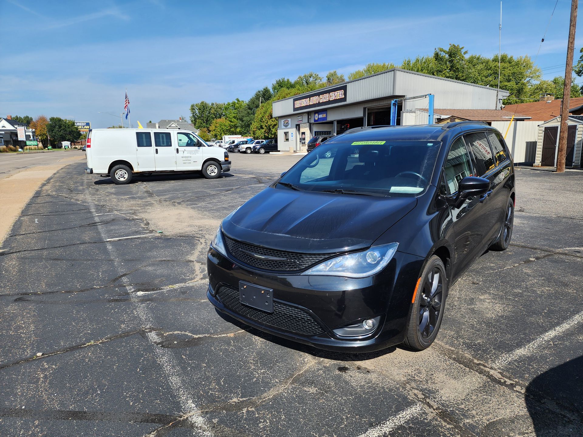 2018 Chrysler Pacifica Touring Plus's photo