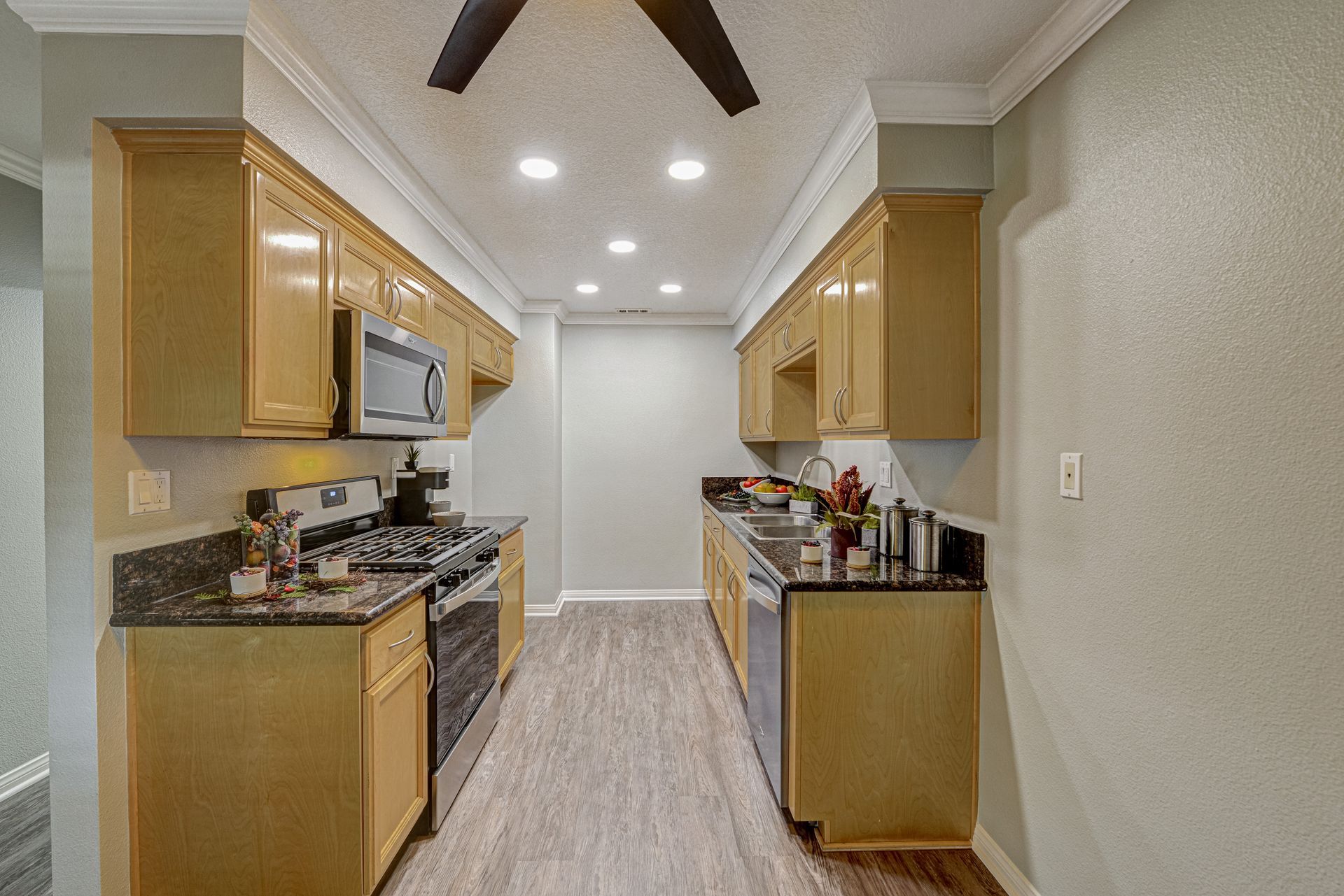 Evergreens apartment kitchen