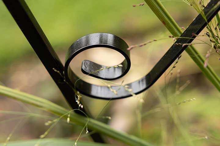 metal frame 1