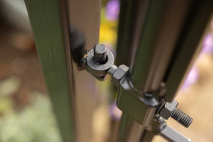 metal frame 5