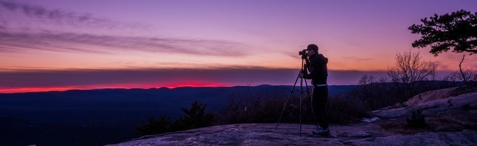 Should I get a monopod or tripod? | The Camera Company