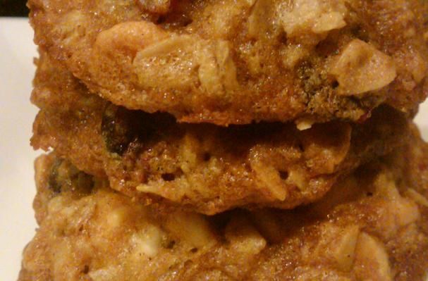 Coconut oatmeal cookies