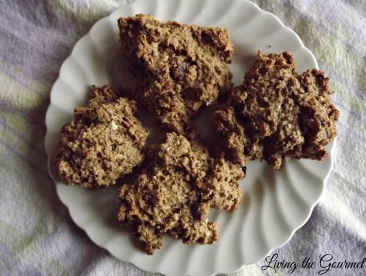 Chunky oatmeal cookies