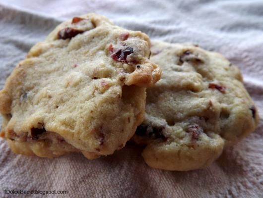 Soft and Chewy Cranberry Walnut Cookies