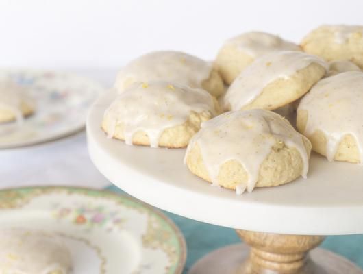 Vanilla Bean Ricotta Cookie