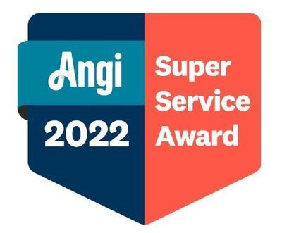 Angi 2022 Super Service Award badge in blue and red