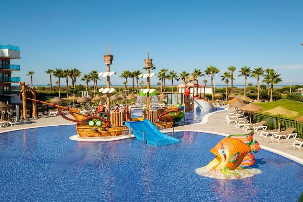 hotel met waterspeeltuin, kindersplash, waterpark, aquapark