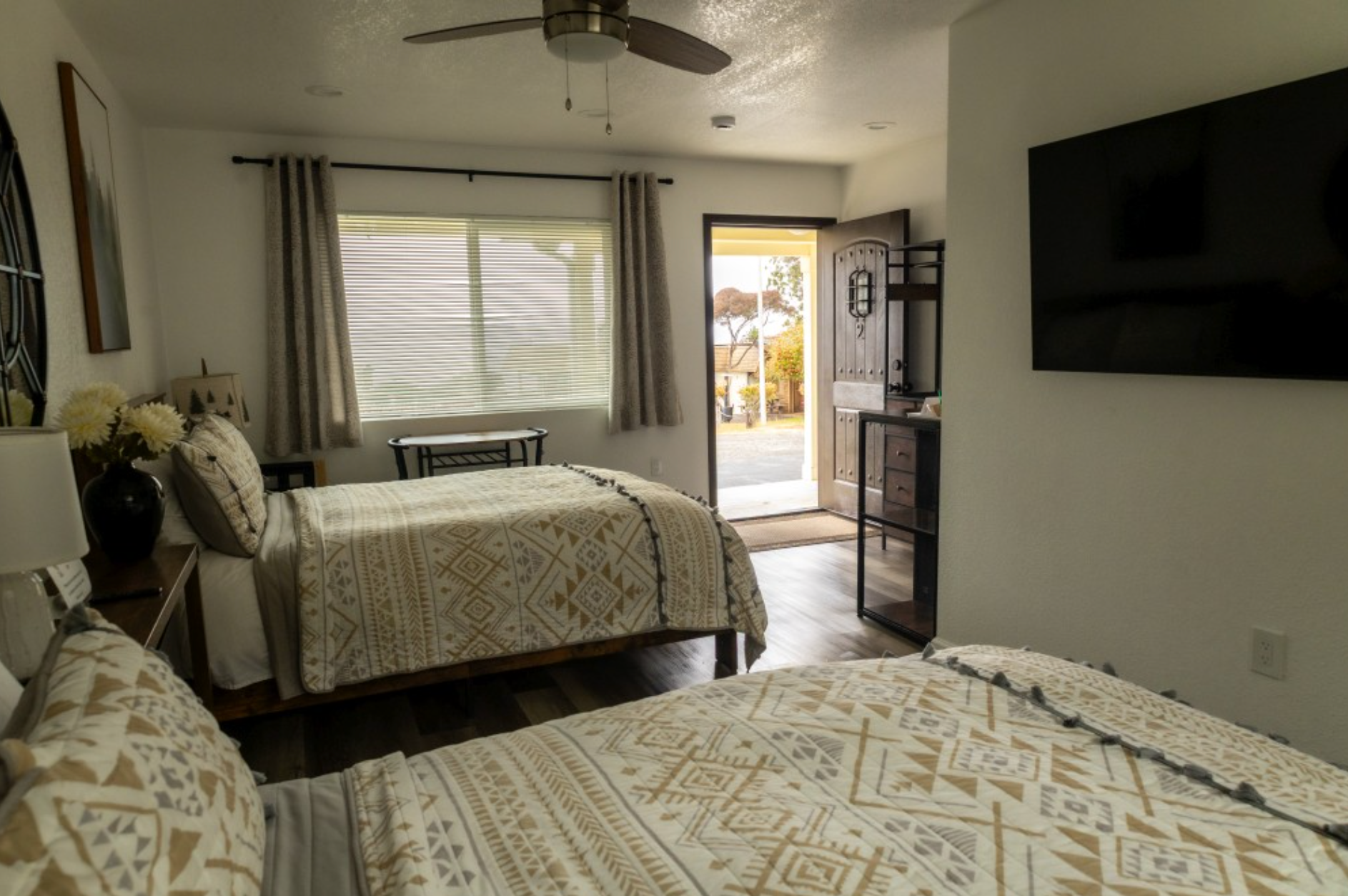 ocean cove room 2