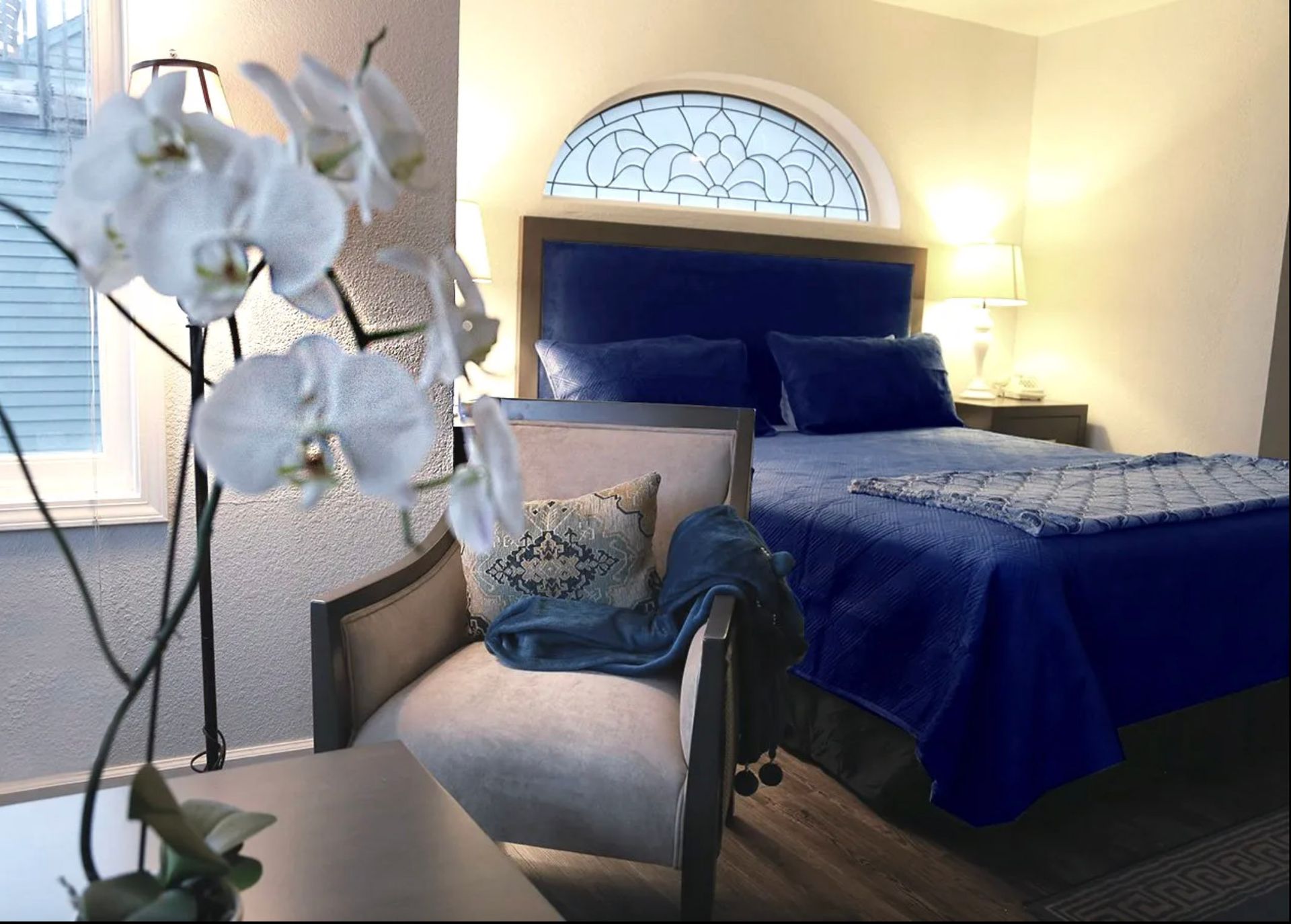 Hotel Breakers Room 1