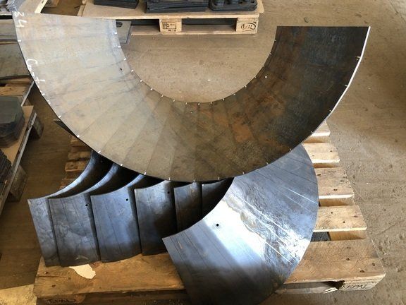 Snijden van CORTEN  plaatwerk en buigen van stappen