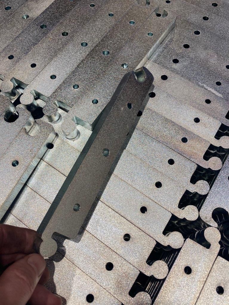 Hardox 450 Lasersnijden en buigen