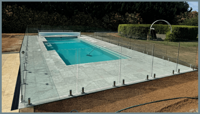 glass pool fencing vs timber screening