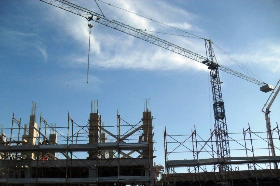 Gru per costruzione