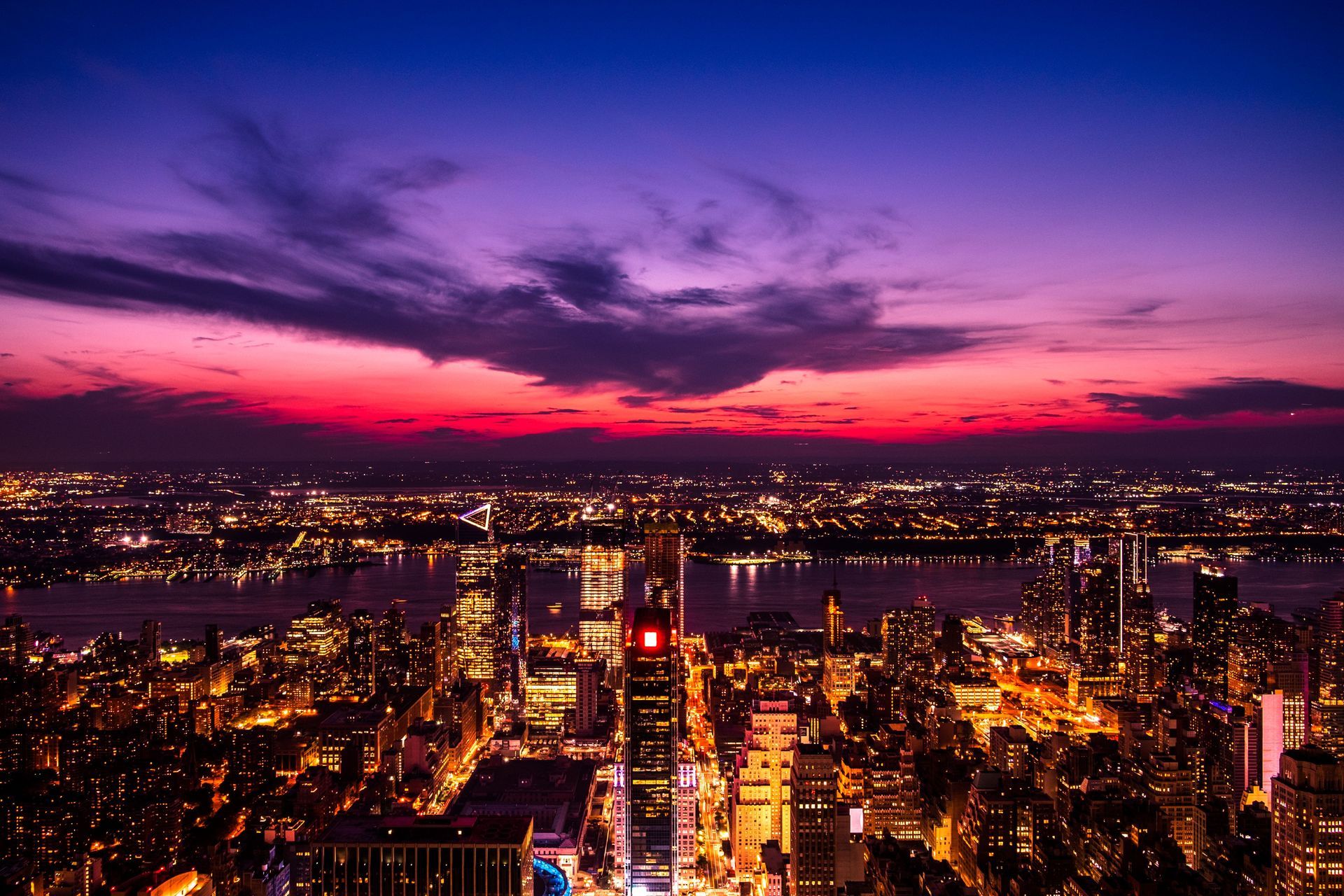 A peaceful view of the East Side Manhattan skyline