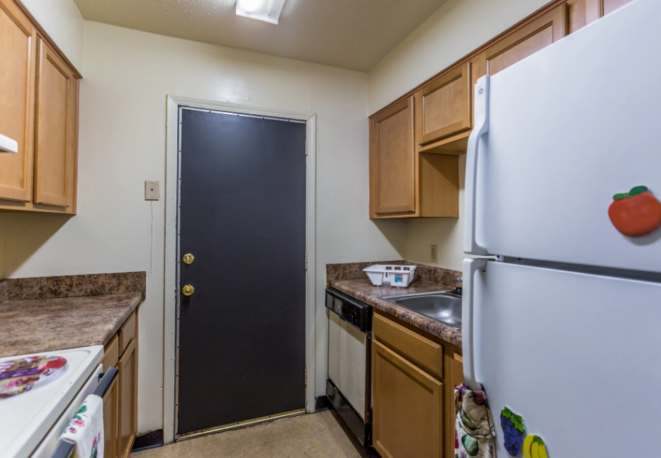 hillcrest apartments kitchen 1