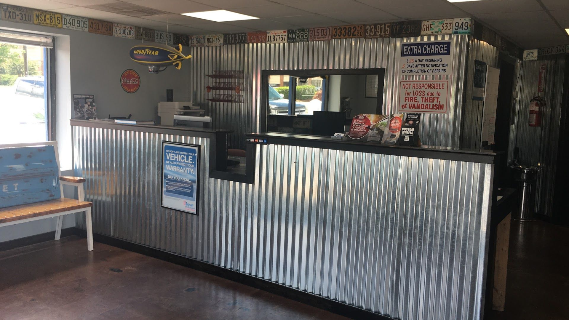 Auto Repair Shop Reception And Customer Service Area | Diagnostic Shop