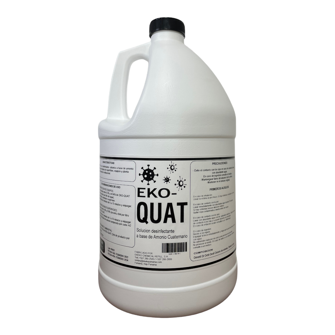 Jarra blanca de un galón con la etiqueta “EKO-QUAT” y tapa negra sobre fondo liso.