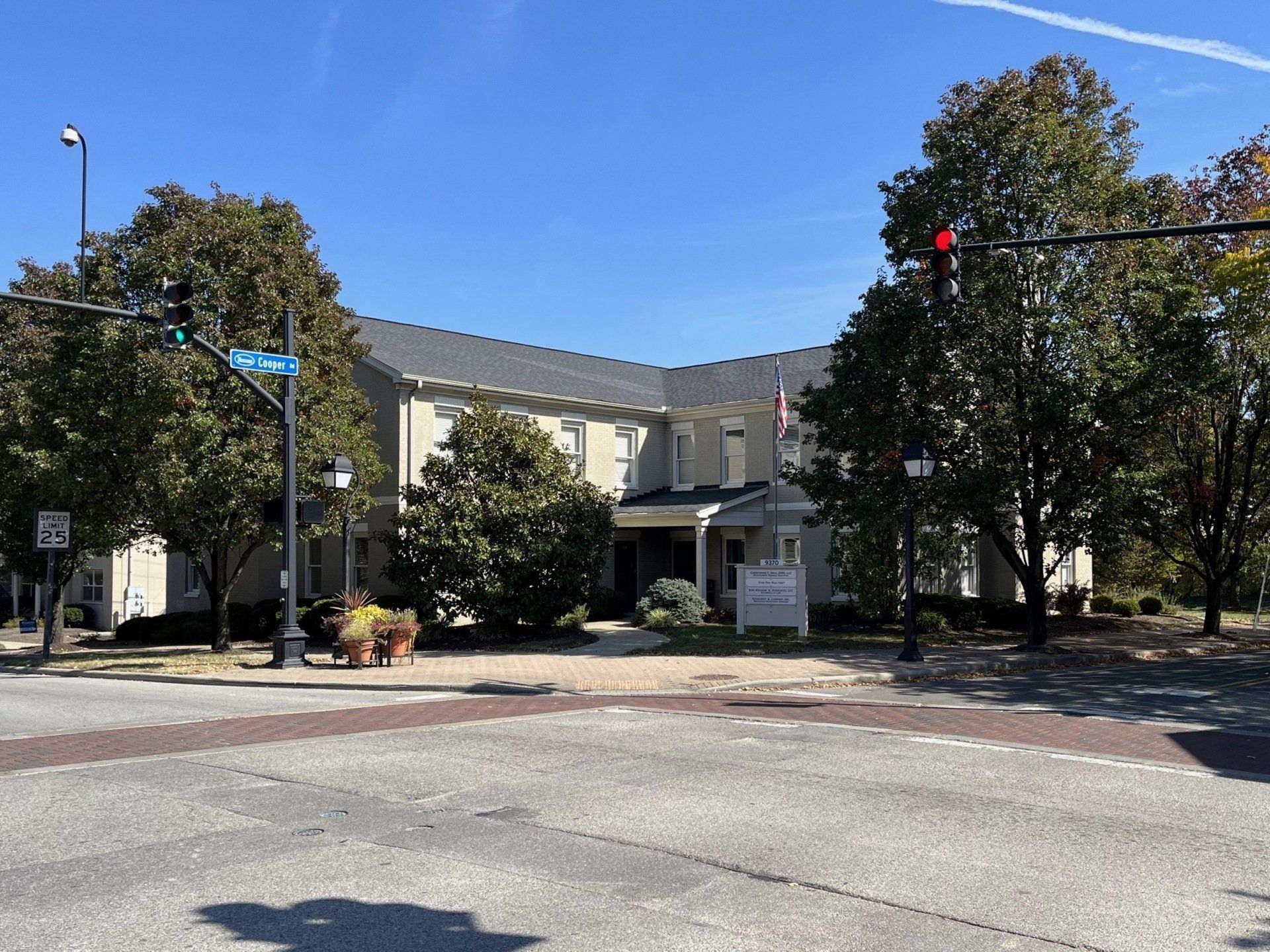 The front of the Montgomery General Dentistry building in Montgomery, OH